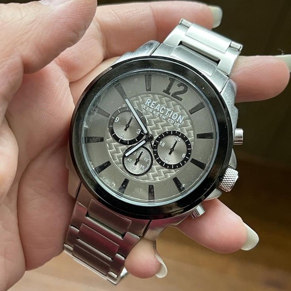 Kenneth Cole Reaction Men’s Watch - Picture 4 of 4